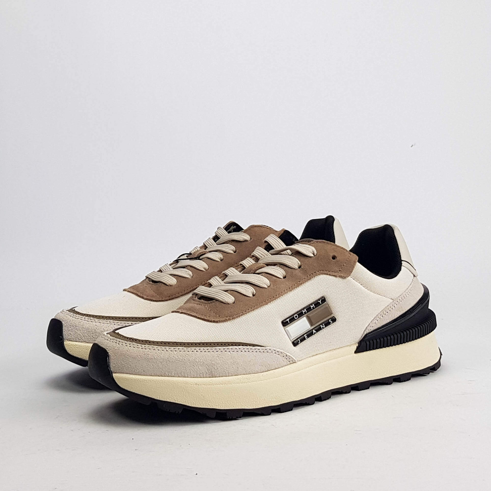 TOMMY HILFIGER MARRON CREME - Image 1